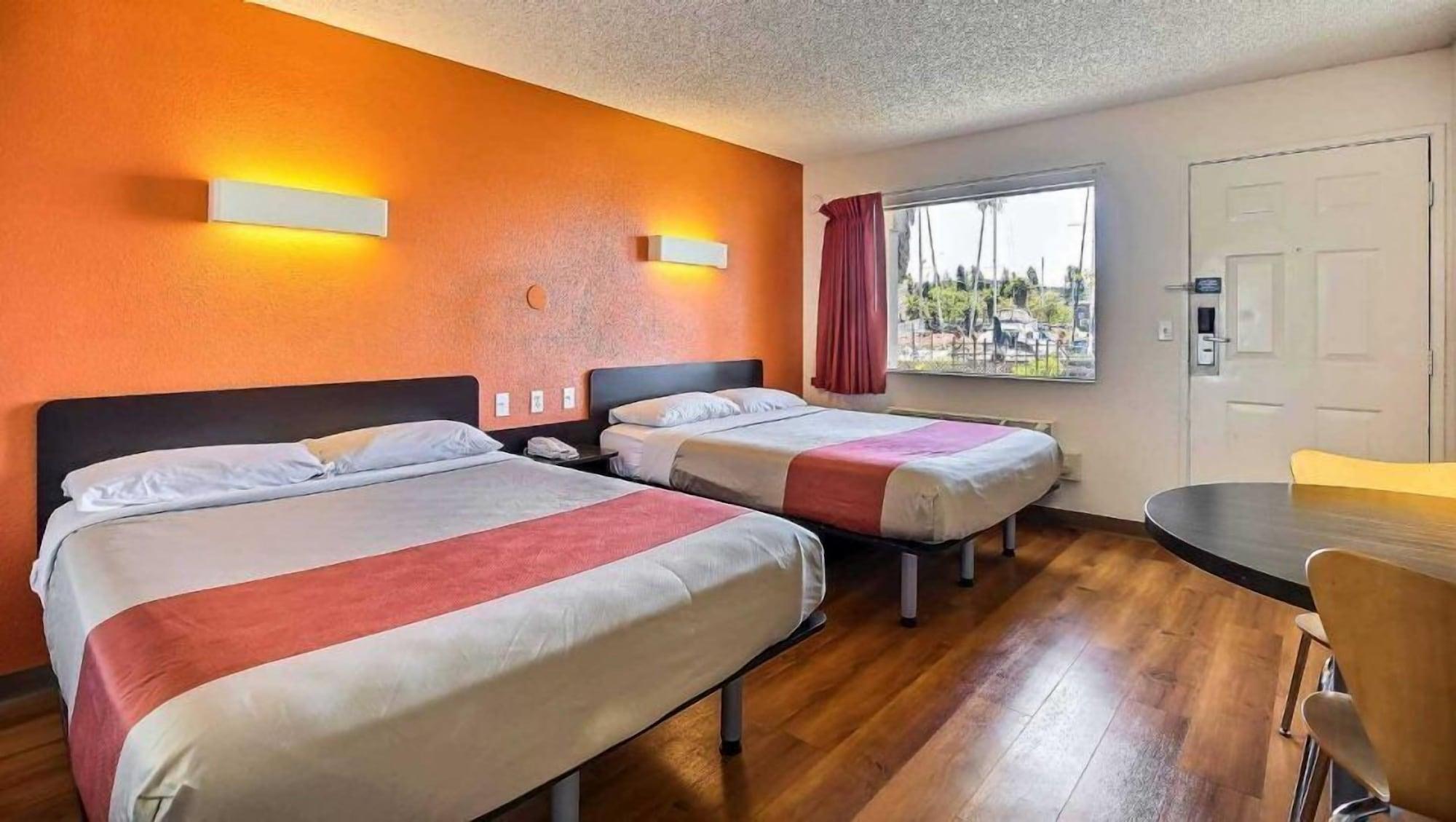 Motel 6-Oakland, Ca - Embarcadero Esterno foto